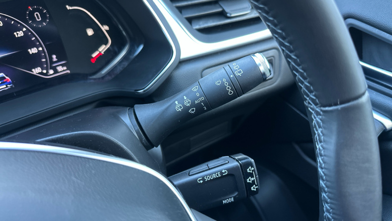 Renault Captur 1.0 TCE 100 S Edition 5dr Petrol Hatchback